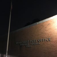 Photo taken at US Post Office by Michael L. F. on 3/11/2018