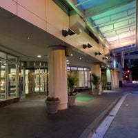 Foto diambil di Holiday Inn Capitol oleh Michael L. F. pada 7/1/2023