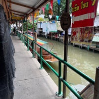 Photo taken at Klong Lat Mayom Floating Market by Alberto R. on 8/26/2023