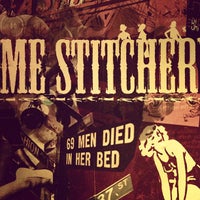 Снимок сделан в Stitch Bar &amp;amp; Lounge пользователем Treyci 11/7/2012