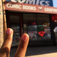 Photo taken at Earth2Comics by Yueshalom E. on 9/14/2016