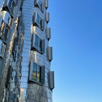 Photo taken at Gehry Bauten by Arthur von Mandel on 10/28/2021