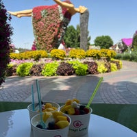 Photo taken at Miracle Garden Food Court by Samy I. on 4/11/2022