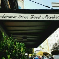 Photo taken at Avenue Fine Food Market by Pierre A. on 11/13/2016