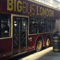 Photo taken at Big Bus Tours - London by RaHaF,,💘 on 2/15/2016