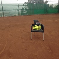 Das Foto wurde bei Vall Parc Tennis von Jordi B. am 4/26/2015 aufgenommen
