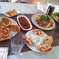 Foto tirada no(a) Van Kahvaltı Sofrası por Dilek B. em 5/23/2015
