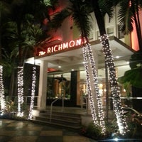 Foto tirada no(a) Richmond Hotel por Adele T. em 3/14/2013