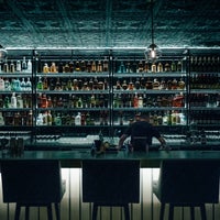 Foto tirada no(a) Founder Restaurant &amp;amp; Bar por Verne H. em 6/2/2018
