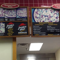 Pizza Hut Pizza Place In Mobile