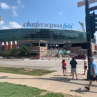 Foto tirada no(a) Charles Schwab Field Omaha por Jim C. em 6/25/2022