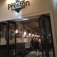 Foto tirada no(a) The Preston por Emily W. em 11/2/2016