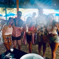 Photo taken at Franky &amp;amp; Louie&amp;#39;s Beach Front Bar &amp;amp; Grill by Emily W. on 7/4/2021