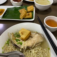 Photo taken at 999 Shan Noodle Shop by Valaiphorn L. on 12/28/2019