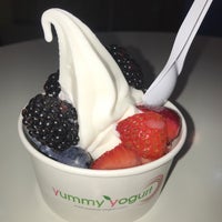 Photo taken at Yummy Yogurt by ممـدوح on 6/24/2019