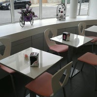 Foto scattata a Gelataria Neveiros da Francisca A. il 9/28/2013