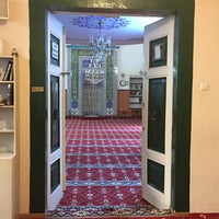 Photo taken at Karaki Hüseyin Çelebi Camii by Bedirhan U. on 10/31/2016