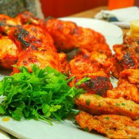 Photo taken at Chicken Tikka - Shamiya by عبد ا. on 3/4/2016