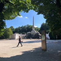 Photo taken at Obeliskenbrunnen by Angelo V. on 9/3/2021