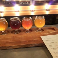 Photo taken at Whiner Beer Co. Taproom by Sébastien B. on 5/20/2018