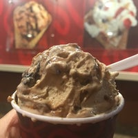 Photo taken at Cold Stone Creamery by Donna Mc on 10/17/2018