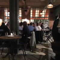 Das Foto wurde bei Pizza East von Brittany S. am 9/25/2018 aufgenommen