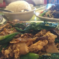 Photo taken at OCHA Classic Thai Food by Francisco R. on 7/2/2015