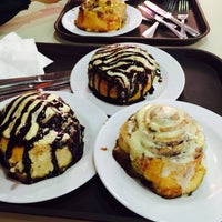 Photo taken at Cinnabon by Ayshe A. on 5/13/2016