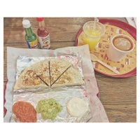 Photo taken at Taqado Mexican Kitchen by hernameischarme on 1/18/2016