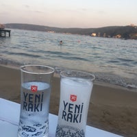 Foto scattata a Balıkçı İlyas usta -Altınkum www.balikciilyasusta.com da Hande U. il 9/17/2017