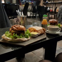 Foto tirada no(a) Ghetto Burger por Jolanta em 11/29/2018