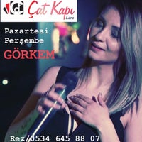 Das Foto wurde bei Çatkapı Lara Cafe &amp;amp; Bar von Görkem A. am 8/13/2018 aufgenommen