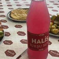 รูปภาพถ่ายที่ Halis Döner Salonu โดย Fatma C. เมื่อ 7/30/2019