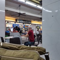 Photo taken at Al Mahboob Indian Rojak by Peter C. on 7/16/2019
