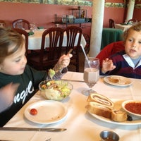 Das Foto wurde bei Anjon&amp;#39;s Italian Restaurant von Peter V. am 4/28/2012 aufgenommen