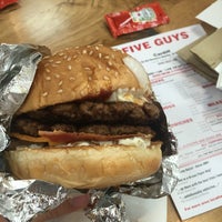 Photo taken at Five Guys by ᴡ T. on 8/7/2016