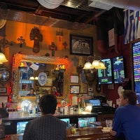 Foto diambil di Rosie&amp;#39;s Tavern oleh D. pada 10/21/2022
