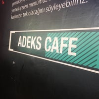 รูปภาพถ่ายที่ Adeks โดย Emrah Ç. เมื่อ 9/1/2019