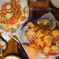 Photo taken at Bubba Gump Shrimp Co. by A.A.A on 8/10/2022
