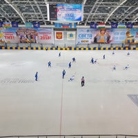 Photo taken at Крытый спортивный комплекс с искусственным льдом by Nick G. on 1/21/2018