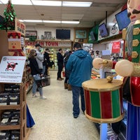 Photo taken at Bay Cities Italian Deli &amp;amp; Bakery by Jose M. on 12/30/2021