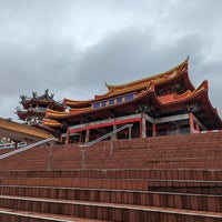 Photo taken at Kong Meng San Phor Kark See Monastery (光明山普觉禅寺 Bright Hill Temple) by Jimmy K. on 1/25/2023