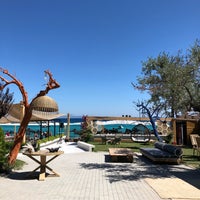 Photo taken at Villas • Seaside Lounge &amp;amp; Restaurant by Gizem M. on 8/25/2019