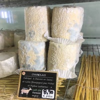 Photo taken at Fromagerie Beaufils by Axel L. on 12/30/2017