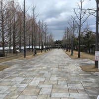 Photo taken at ロクハ公園 by Colonel Gourmet on 3/3/2017