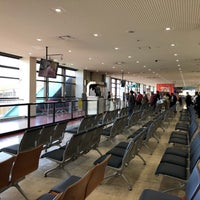 秋田空港出発ロビー 2 Tips From 368 Visitors