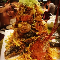 Photo taken at Fishman Lobster Clubhouse Restaurant 魚樂軒 by Jamie M. on 6/9/2017