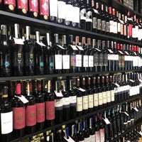 Foto tomada en Bordo Şarap ve İçki Mağazası  por Aslıhan el 8/20/2018