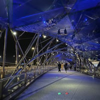 Photo taken at The Helix Bridge by Ирина Е. on 12/6/2023