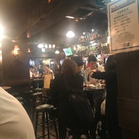 Photo taken at 82 ALE HOUSE 赤坂店 by gozde d. on 5/19/2018
